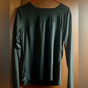 RBX Women workout shirt fits like Large